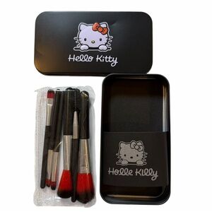 Hello Kitty Black and Red Brush Set
